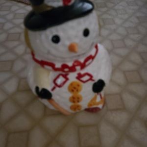 Snowman cookie jar